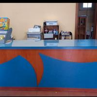 bancone per attività commerciale 