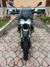 Moto Guzzi v85 tt