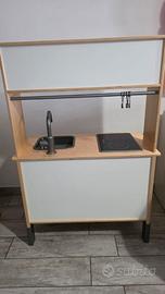 Cucina IKEA DUKTIG in legno per bambini