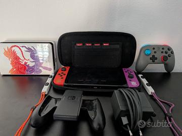 Nintendo Switch OLED Limitata+ Giochi + Accessori 