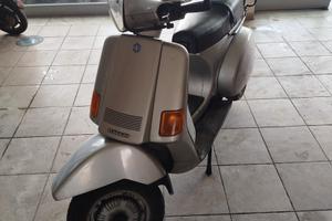 Vespa Cosa 150