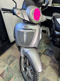 Piaggio scarabeo 125