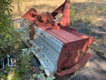 Fresa agricola per trattore attacco 3 punti