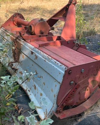 Fresa agricola per trattore attacco 3 punti