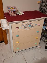 Cassettiera per neonati