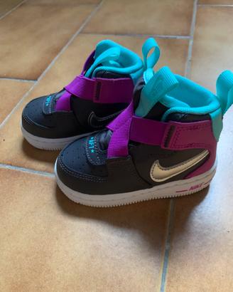 Scarpe bimbo af1 nike. N.  21 NUOVE