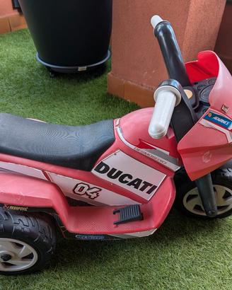 Moto elettrica Ducati giocattolo 