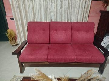 Divano e due poltrone