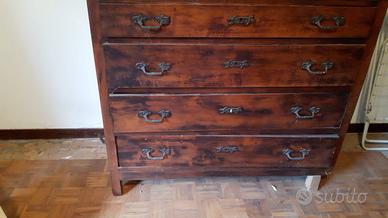 Cassettone Liberty inizio ‘900 in Noce da restaur