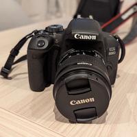 Canon EOS 800d + 3 obiettivi inclusi