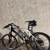 Mountain Bike Olympia HYT