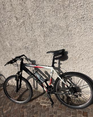 Mountain Bike Olympia HYT