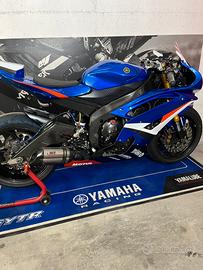 Yamaha YZF R6 600cc DA PISTA!!