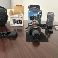 Canon EOS M5 + Obiettivo EF-M 18-150mm IS STM