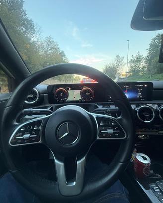 Auto mercedes