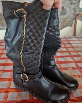 Stivali donna NUOVI N. 41