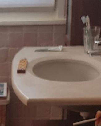 lavandino marmo per bagno
