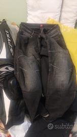 Abbigliamento e accessori moto