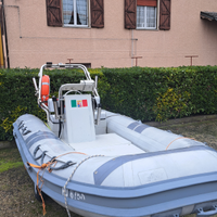 Gommonautica g43 yamaha j25 e carrello