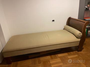 Dormeuse in legno massiccio