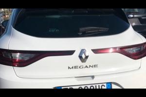 Cofano posteriore renault megane