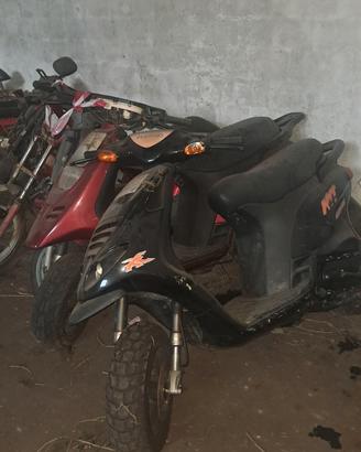 lotto di 24 motorini