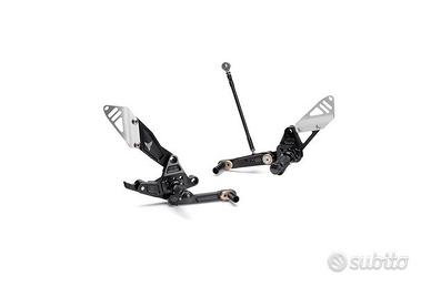 COPPIA PEDANE ARRETRATE ORIGINALI PER YAMAHA MT-07