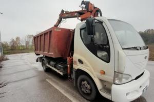 DAEWOO AVIA D100CP scarrabile con gru Marchesi