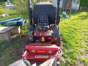 Trattorino tagliaerba