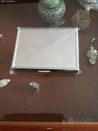 Portasigarette in acciao