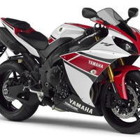 Yamaha R1 Big Bang