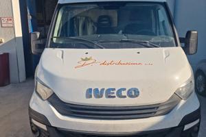 Iveco daily gemellato frigo strada terra