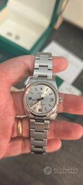 Rolex Oyster Perpetual ref 114200