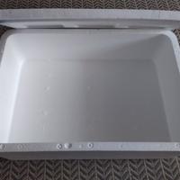 contenitore in polistirolo con coperchio 