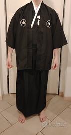 Kimono giapponese nero da uomo