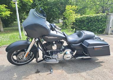 Harley-Davidson Touring Street Glide - 2011