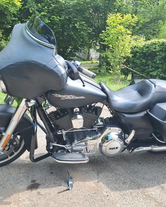 Harley-Davidson Touring Street Glide - 2011