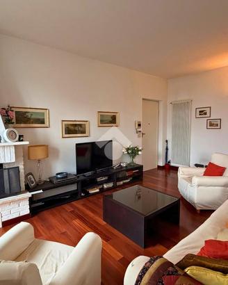 3 LOCALI A PECETTO TORINESE