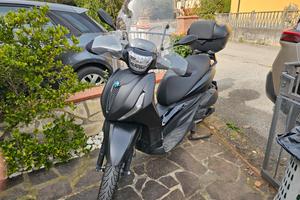 piaggio beverly 300 deep black