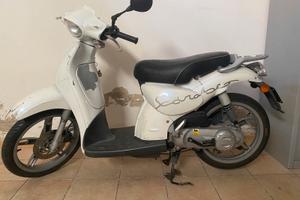 Aprilia Scarabeo 50 - usato - basso prezzo