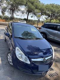 Opel corsa 1.200 per neo patentati