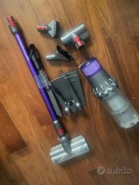 Aspirapolvere Dyson V11