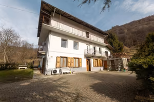 CASA INDIPENDENTE A CERES