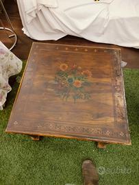 VECCHIO TAVOLINO INDIANO