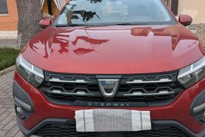 Dacia Sandero alimentazione benzina/GPL