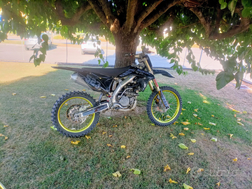 Suzuki rmz 250