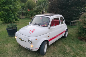 Fiat 500 finta Abarth ma carinissima