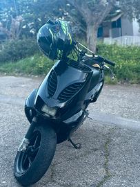 Aprilia sr