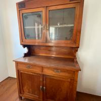 Credenza stile liberty