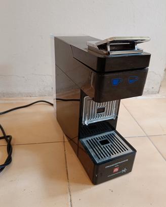 macchina del caffè Illy